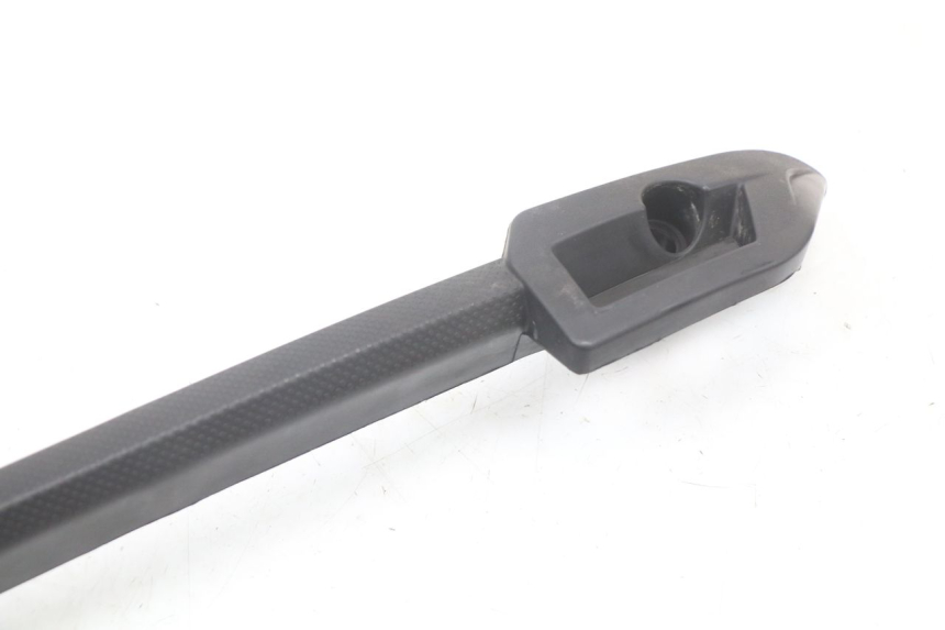 photo de VERKLEIDUNG HINTEN MITTE MOTO GUZZI NORGE 8V GT 1200 (2011 - 2016)