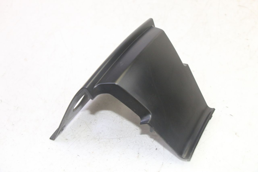 photo de VERKLEIDUNG HINTEN MITTE PIAGGIO MP3 HPE 350 (2018 - 2020) - Detailansicht des Bauteils