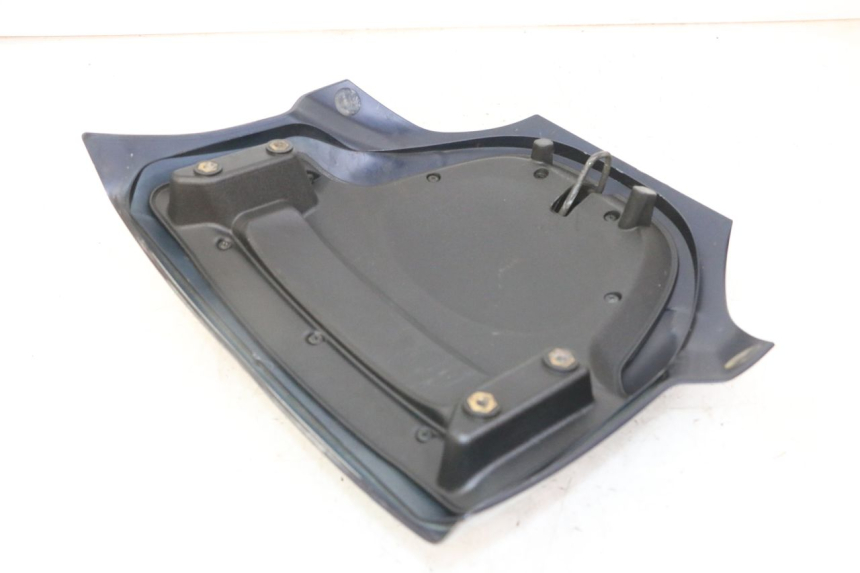 photo de VERKLEIDUNG HINTEN MITTE PIAGGIO MP3 LT 300 (2010 - 2016)