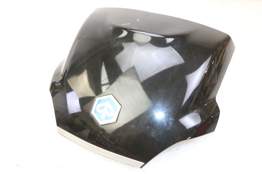 photo de VERKLEIDUNG HINTEN MITTE PIAGGIO MP3 RL 250 (2007 - 2010)