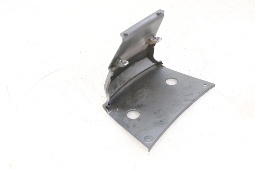 photo de VERKLEIDUNG HINTEN MITTE PIAGGIO MP3 500 (2016 - 2018) - Detailansicht des Bauteils