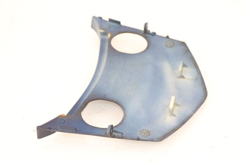 photo de VERKLEIDUNG HINTEN MITTE PEUGEOT SUM UP 125 (2008 - 2013)