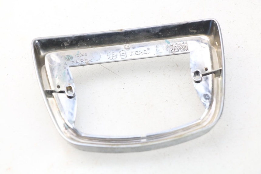 photo de VERKLEIDUNG HINTEN MITTE PIAGGIO VESPA LX IE 125 (2010 - 2012)