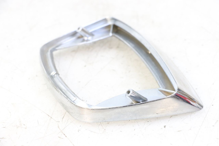 photo de VERKLEIDUNG HINTEN MITTE PIAGGIO VESPA LX IE 125 (2010 - 2012)