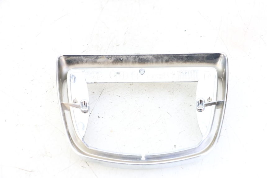 photo de VERKLEIDUNG HINTEN MITTE PIAGGIO VESPA LX IE 125 (2010 - 2012)