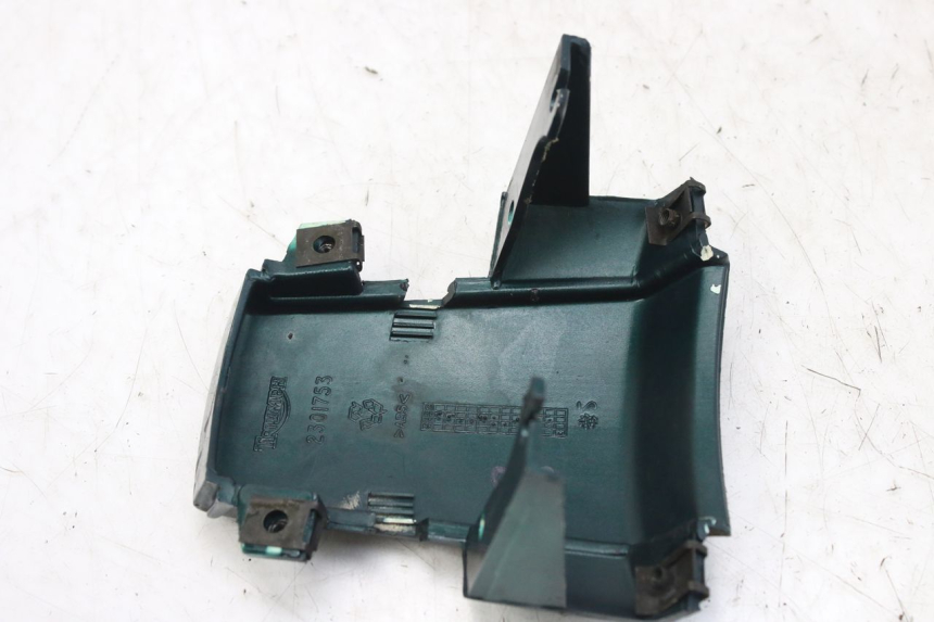 photo de HECKVERKLEIDUNG VERBINDUNG TRIUMPH SPRINT ST 955 (1999 - 2001)