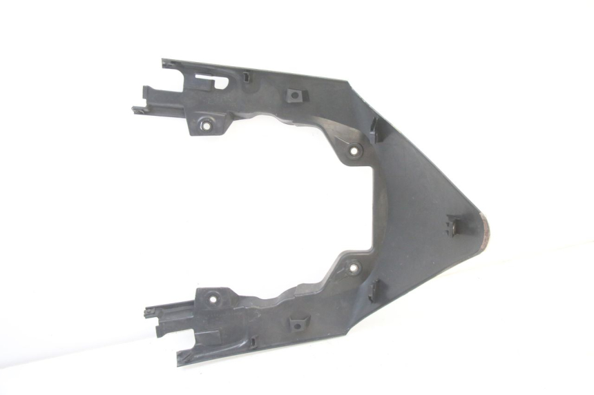 photo de VERKLEIDUNG HINTEN MITTE HONDA ST PAN EUROPEAN 1300 (2002 - 2013)