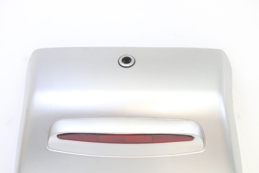photo de VERKLEIDUNG HINTEN MITTE PIAGGIO SUPER LX 125 (2000 - 2003)