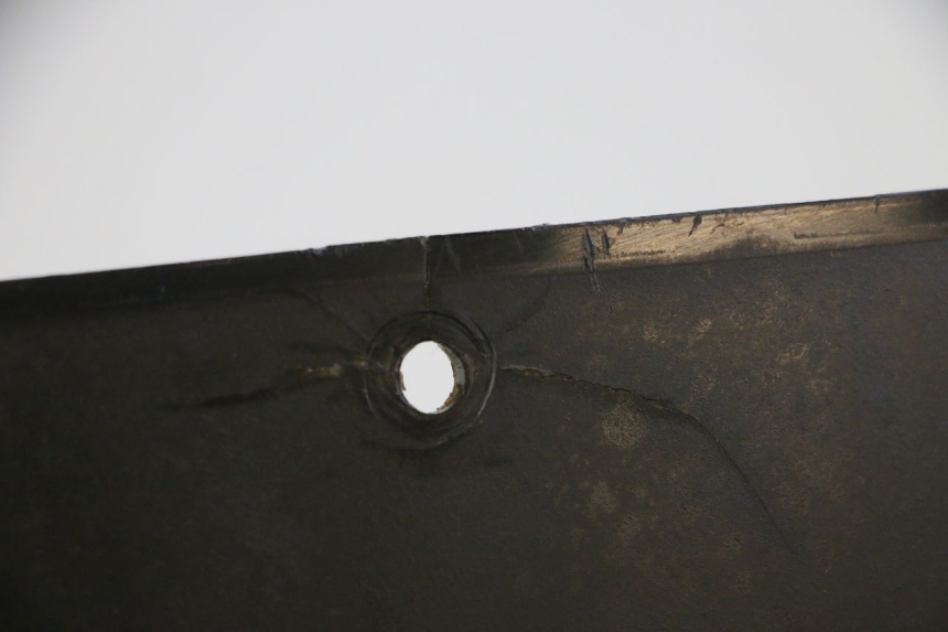 photo de VERKLEIDUNG HINTEN MITTE OBEN BMW C1 125 (2000 - 2003)