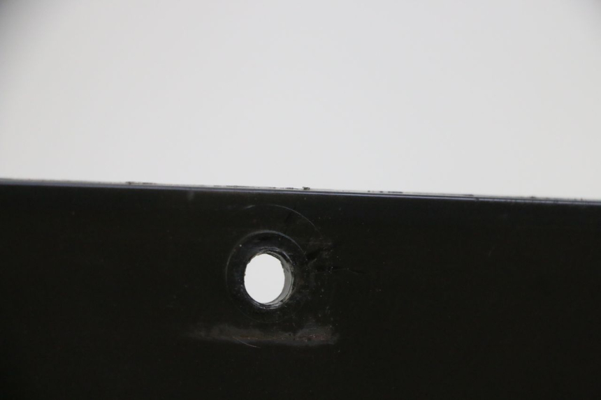 photo de VERKLEIDUNG HINTEN MITTE OBEN BMW C1 125 (2000 - 2003)