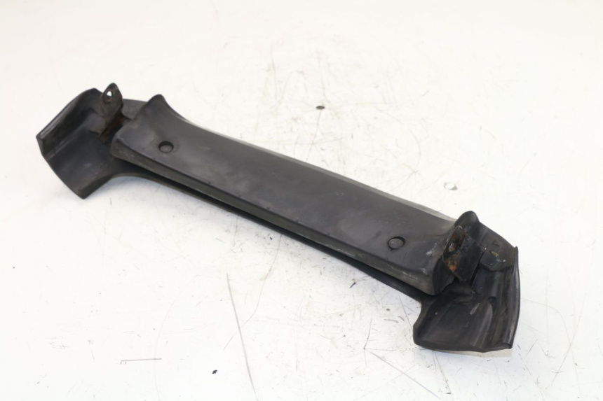 photo de VERKLEIDUNG HINTEN MITTE OBEN BMW C1 125 (2000 - 2003)