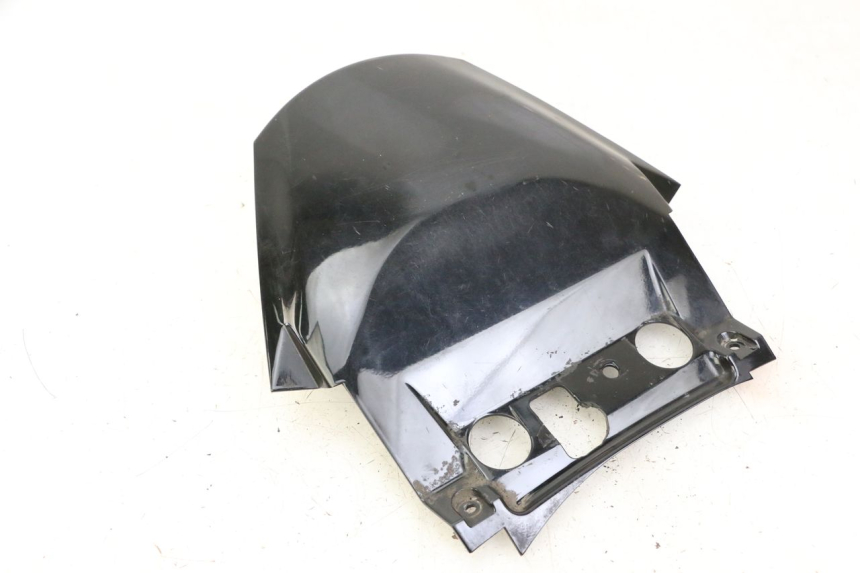 photo de OBERES HINTERES VERKLEIDUNGSTEILVERBINDER SUZUKI BURGMAN 125 (2007 - 2014)