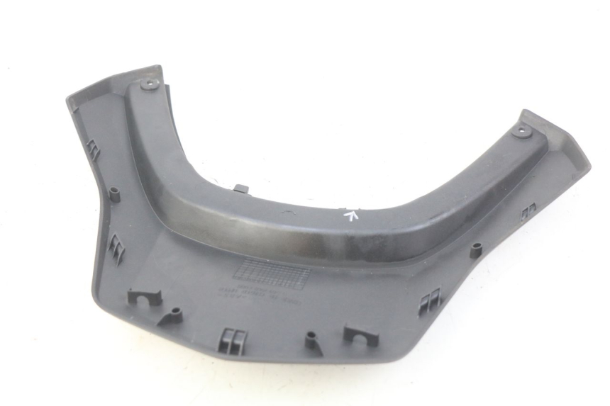 photo de OBERES HINTERES VERKLEIDUNGSTEILVERBINDER HONDA FORZA 125 (2015 - 2016)