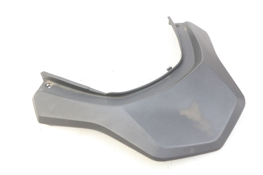 photo de OBERES HINTERES VERKLEIDUNGSTEILVERBINDER HONDA FORZA 125 (2015 - 2016)