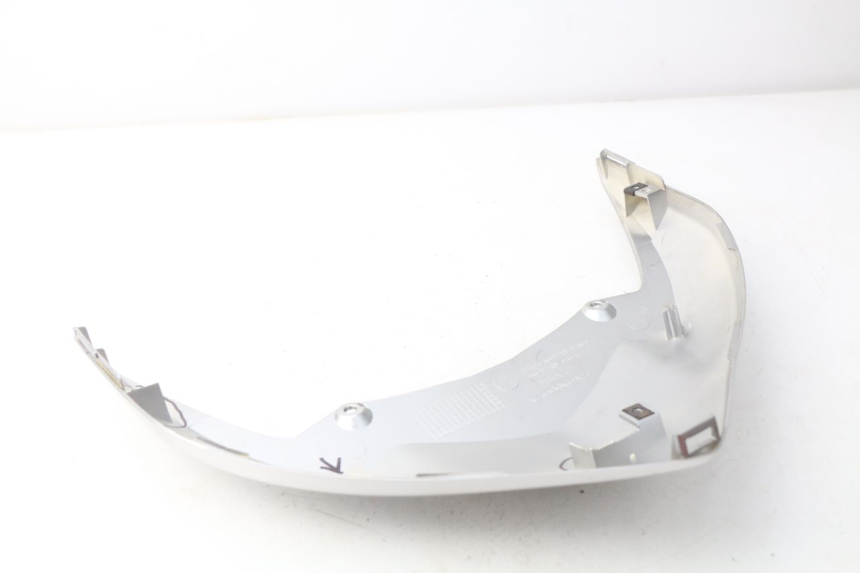 photo de VERKLEIDUNG HINTEN MITTE OBEN HONDA NSS EX FORZA 250 (2008 - 2009)