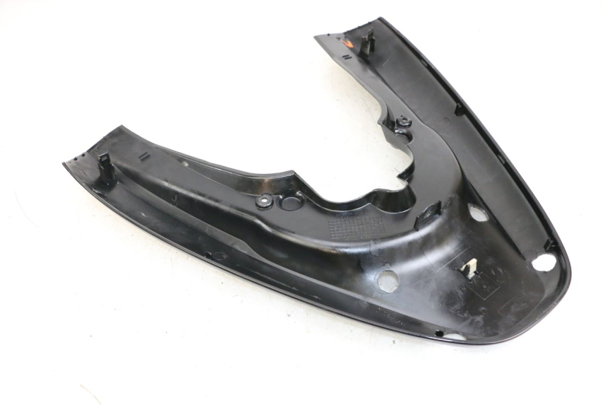 photo de VERKLEIDUNG HINTEN MITTE OBEN HONDA PCX (JF28) 125 (2009 - 2011)