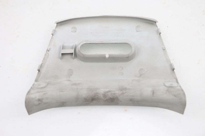 photo de VERKLEIDUNG HINTEN MITTE OBEN KYMCO XCITING 500 (2007 - 2010)