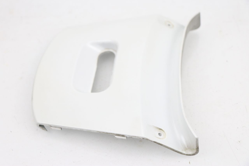 photo de VERKLEIDUNG HINTEN MITTE OBEN KYMCO XCITING 500 (2007 - 2010)