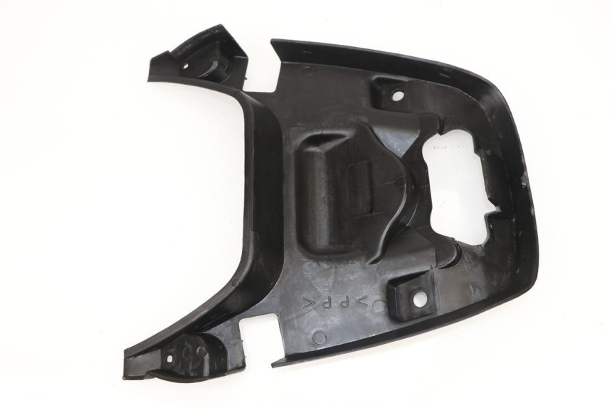photo de VERKLEIDUNG HINTEN MITTE OBEN MBK FLAME R 125 (1995 - 2001)