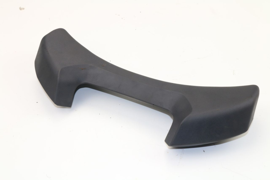 photo de VERKLEIDUNG HINTEN MITTE OBEN PEUGEOT METROPOLIS 400 (2011 - 2016)