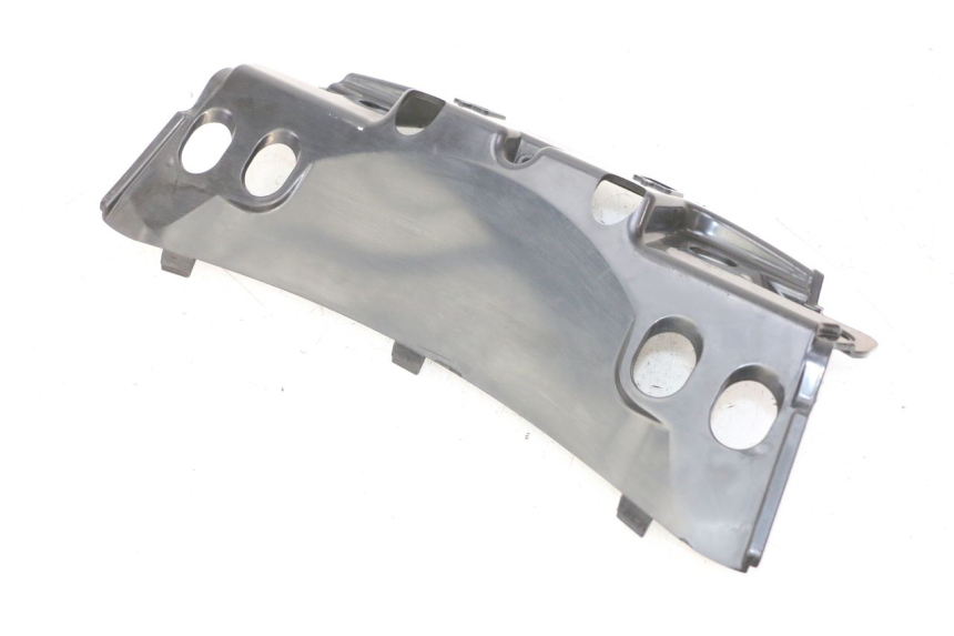 photo de OBERE HINTERE VERKLEIDUNGSVERBINDUNG PIAGGIO MP3 RL 250 (2007 - 2010)