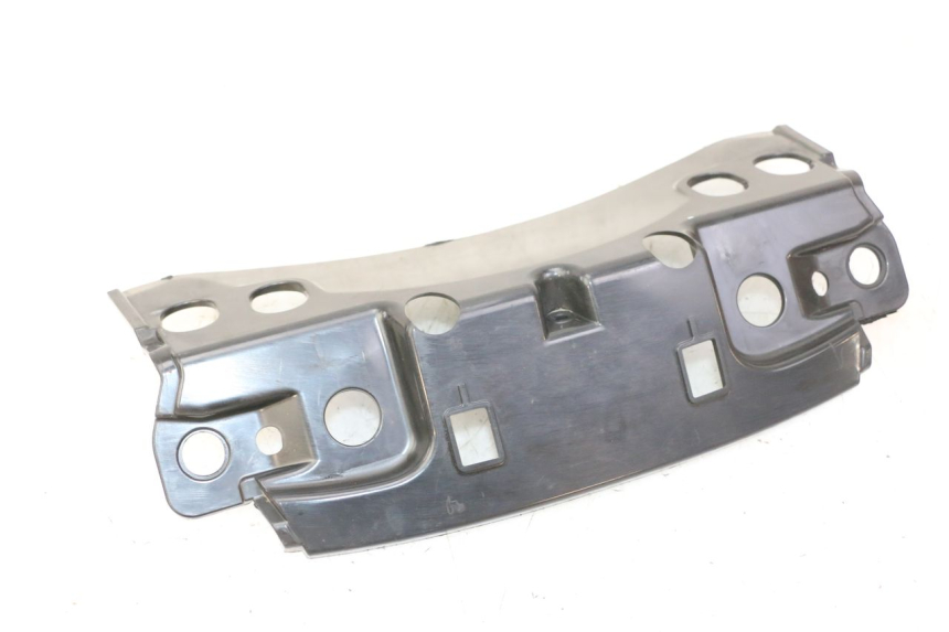 photo de OBERE HINTERE VERKLEIDUNGSVERBINDUNG PIAGGIO MP3 RL 250 (2007 - 2010)