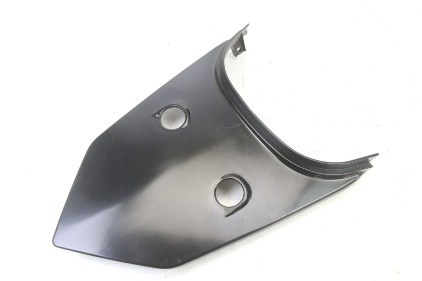 photo de VERKLEIDUNG HINTEN MITTE OBEN SYM ORBIT III 3 4T 50 (2021 - 2025)