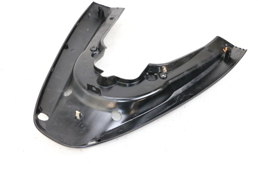 photo de VERKLEIDUNG HINTEN MITTE OBEN HONDA PCX (JF28) 125 (2009 - 2011)