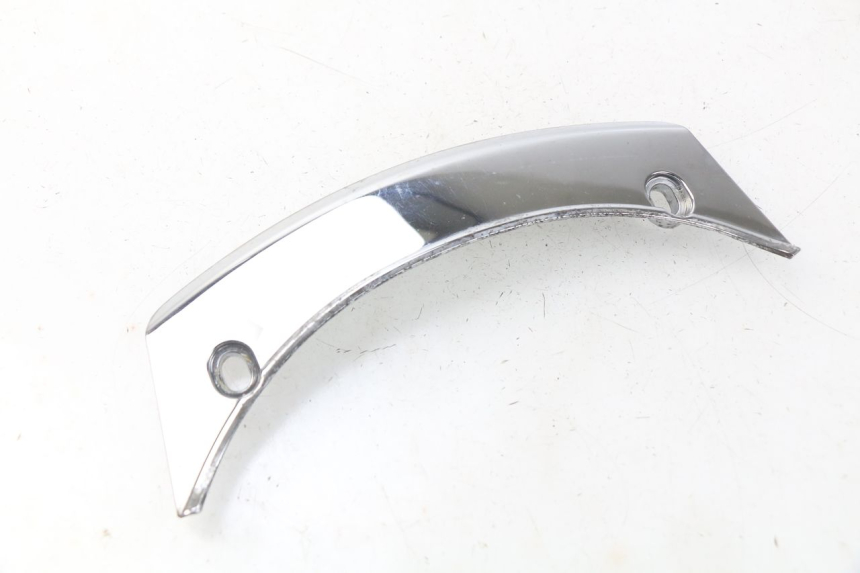 photo de VERKLEIDUNG HINTEN MITTE OBEN PEUGEOT SATELIS 300 (2012 - 2015)