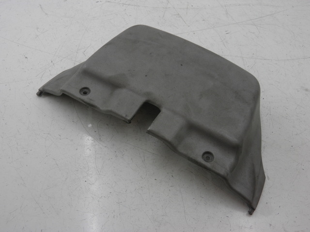 photo de VERKLEIDUNG HINTEN MITTE OBEN PIAGGIO BEVERLY 125 (1998 - 2005)
