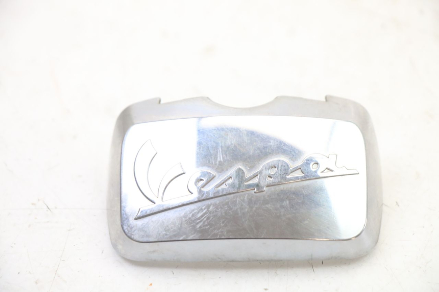 photo de VERKLEIDUNG HINTEN MITTE OBEN PIAGGIO VESPA S 2T 50 (2007 - 2014)