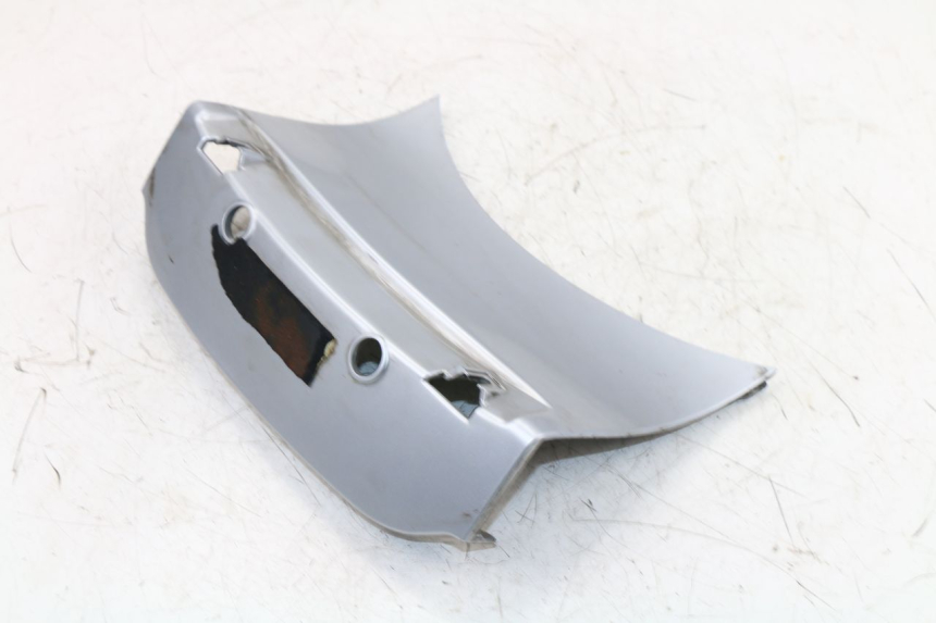 photo de VERKLEIDUNG HINTEN MITTE OBEN PIAGGIO X8 STREET 125 (2006 - 2007)