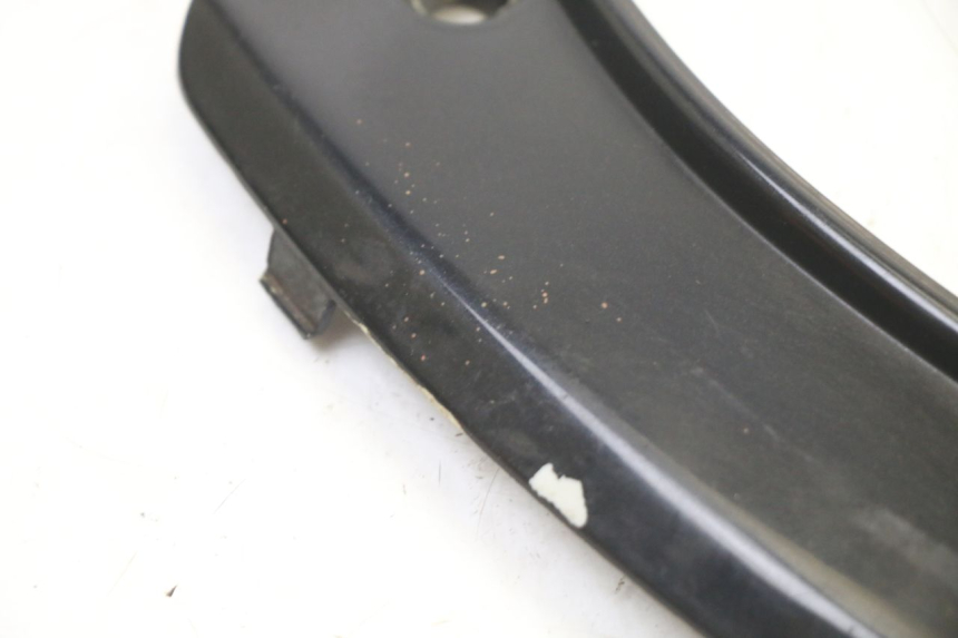 photo de VERKLEIDUNG HINTEN MITTE OBEN PEUGEOT SATELIS 125 (2013 - 2018)