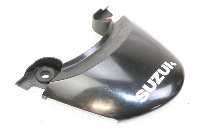 photo de VERKLEIDUNG HINTEN MITTE OBEN SUZUKI SV S 650 (1999 - 2002)