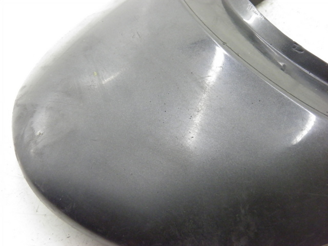 photo de VERKLEIDUNG HINTEN MITTE OBEN SUZUKI SV S 650 (1999 - 2002)