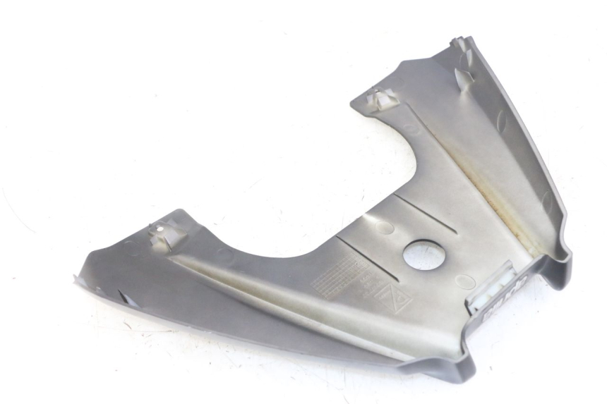photo de OBERE HINTERE VERKLEIDUNGSVERBINDUNG APRILIA SXR 50 (2021 - 2023)