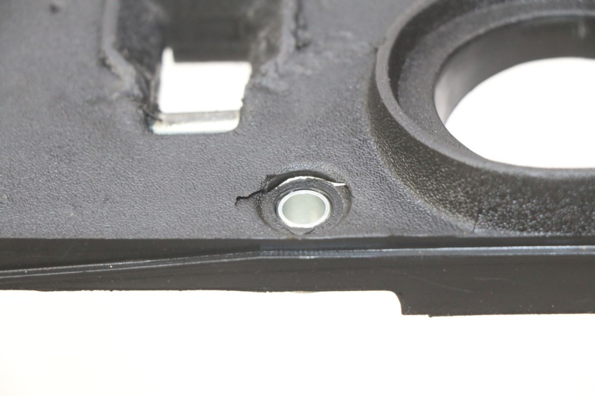 photo de VERKLEIDUNG HINTEN MITTE OBEN PIAGGIO VESPA S 2T 50 (2007 - 2014)