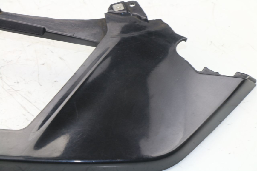 photo de VERKLEIDUNG HINTEN MITTE OBEN PIAGGIO X10 500 (2012 - 2018)