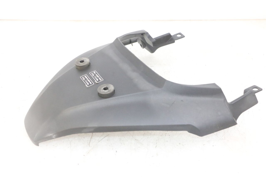 photo de VERKLEIDUNG HINTEN MITTE OBEN HONDA XLV VARADERO 125 (2000 - 2006)