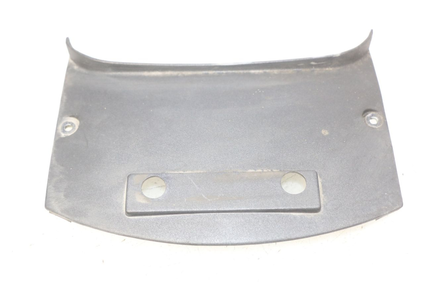 photo de OBERES HINTERES VERKLEIDUNGSTEILVERBINDER YIYING YY50QT-10 50 (2007 - 2022)