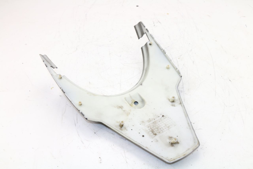 photo de VERKLEIDUNG HINTEN MITTE OBEN ZNEN SPEEDER 50 (2012 - 2016)