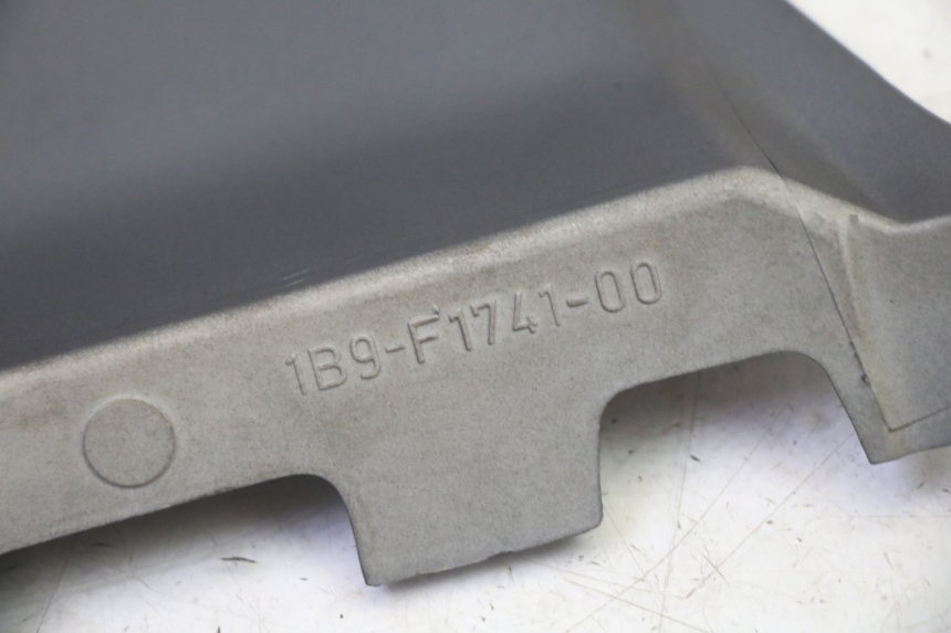 photo de HECKVERKLEIDUNG VERBINDUNG YAMAHA X-MAX XMAX 250 (2006 - 2009)