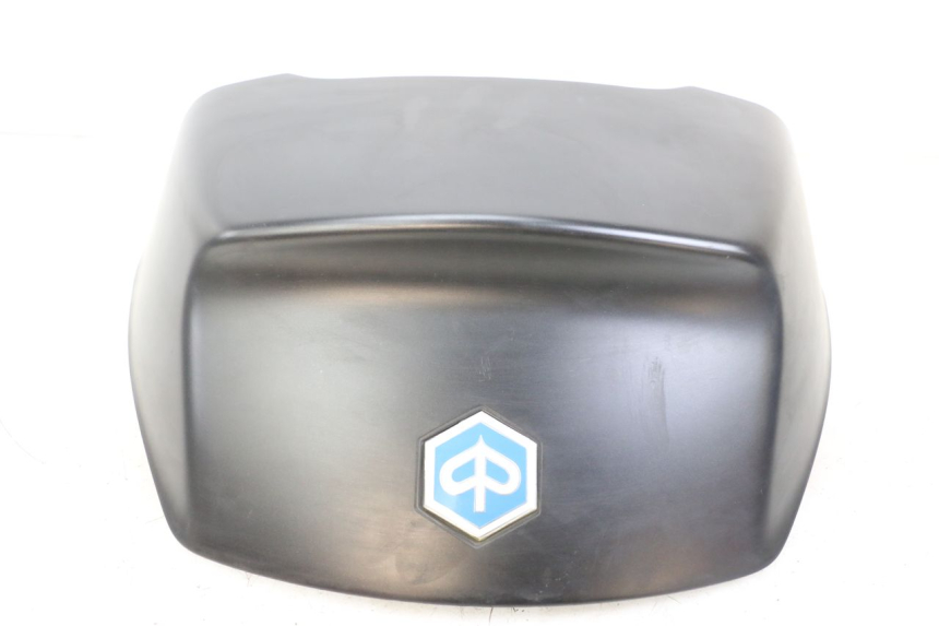 photo de HECKVERKLEIDUNG VERBINDUNG PIAGGIO XEVO - X EVO 125 (2007 - 2016) - Oberflächenzustand und Material