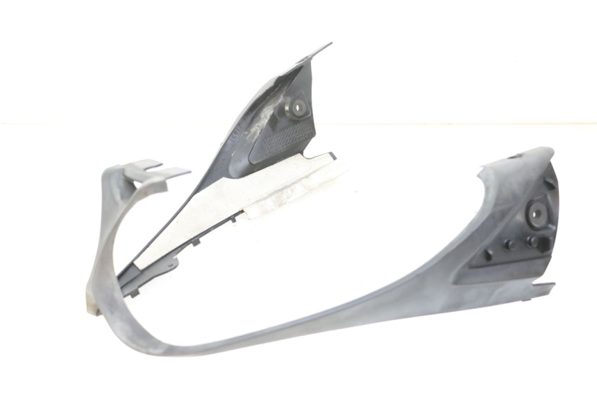 photo de VERKLEIDUNG HINTEN MITTE YAMAHA FZ6 FAZER S2 600 (2007 - 2011)