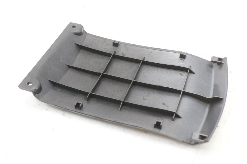 photo de VERKLEIDUNG HINTEN MITTE YAMAHA XJ600 XJ DIVERSION 600 (1992 - 1997)
