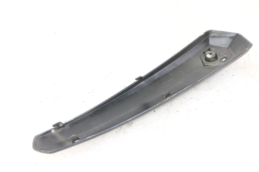 photo de FRONTVERKLEIDUNG MITTE PIAGGIO IE MP3 YOURBAN 300 (2011 - 2016)