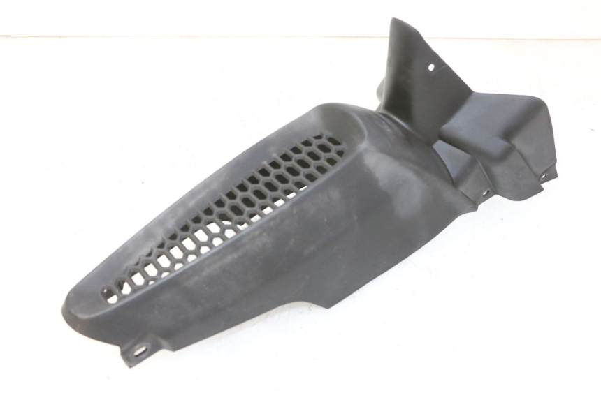 photo de VERKLEIDUNG VORNE MITTE QUADRO 4 4D 350 (2015 - 2018)