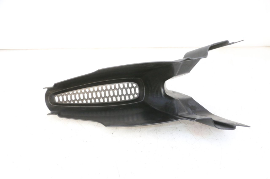 photo de VERKLEIDUNG VORNE MITTE QUADRO 4 4D 350 (2015 - 2018)