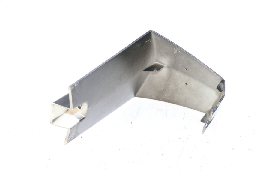 photo de UNTERE VERKLEIDUNGSSCHEIBE VORNE PEUGEOT CITYSTAR 50 (2013 - 2017)