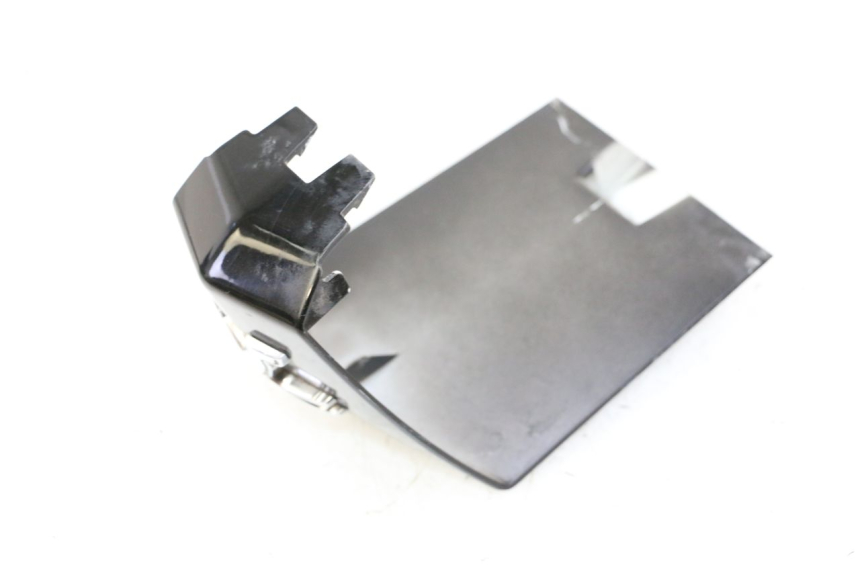 photo de UNTERE VERKLEIDUNGSSCHEIBE VORNE PEUGEOT CITYSTAR 50 (2013 - 2017)